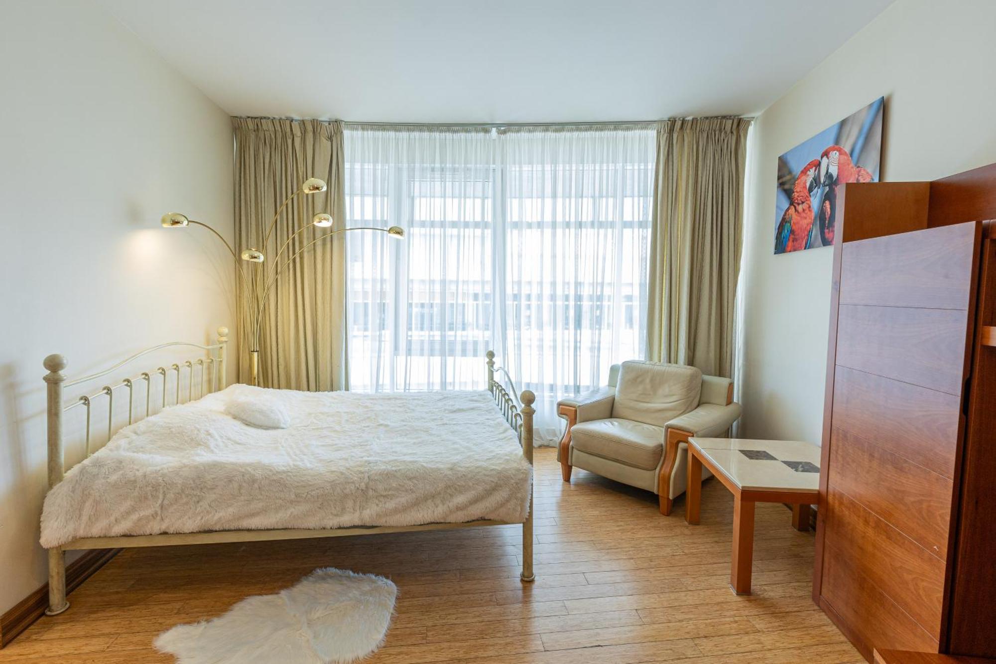 Royal Suites Whith Free Parking Riga Eksteriør billede