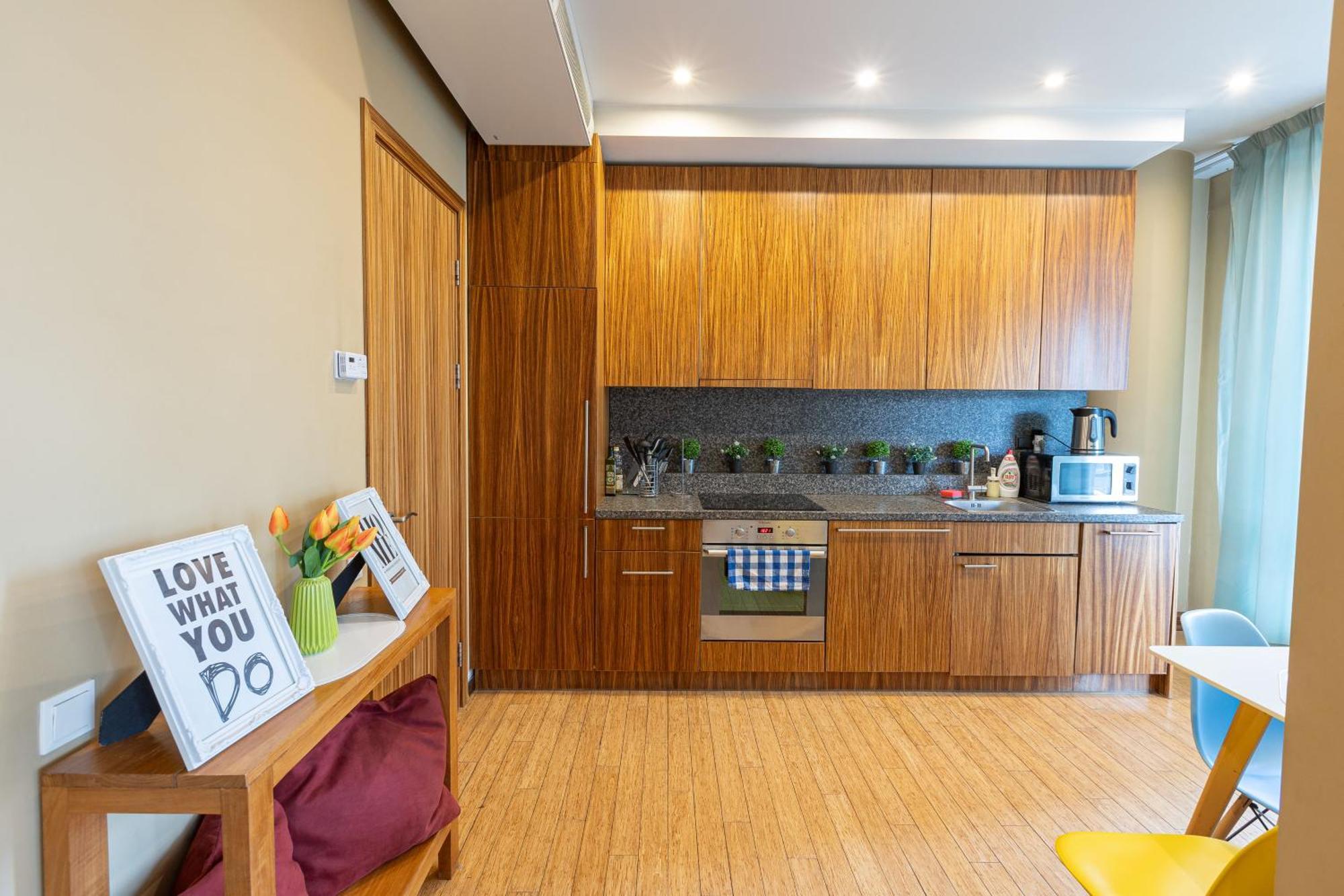 Royal Suites Whith Free Parking Riga Eksteriør billede